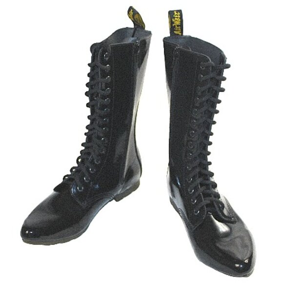Dr. Martens Stacey Ritzy Collection Patent Lamper Combat Lace-Up, Size 6 - Picture 3 of 10